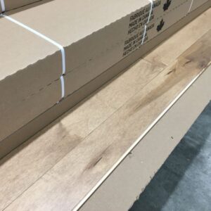 Bois Franc - Érable - Mill Run - 4 1/4 x 3/4" - Latte - Matte