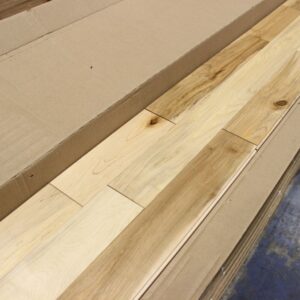 Bois Franc - Érable Argenté - Colonial - 3 1/4 x 3/4" - Naturel - Satin