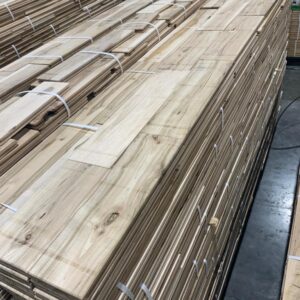 Bois Franc - Érable - Érable 4 Inch Colonial ‘’Ultra Rustic ‘’, 3/4, Sans Finition